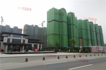 城南滕都帝景电梯好楼层精装3室2厅2卫飞机户型证满两年